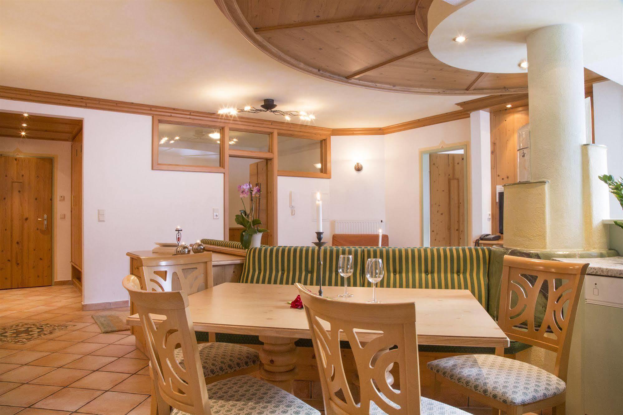 Appartements Fliana St. Anton Sankt Anton am Arlberg Extérieur photo